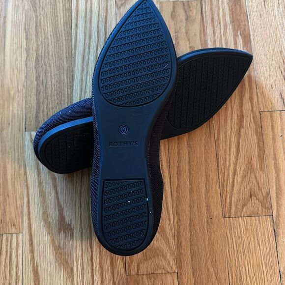 Rothy’s sz 9.5 black pointed toe great pre owned condition, lno wear on soles - Picture 6 of 6